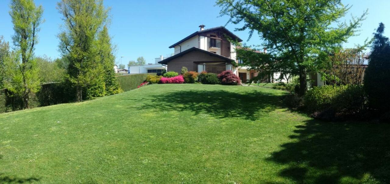 Bed and Breakfast Casa Ceruti Villa Guardia Zewnętrze zdjęcie