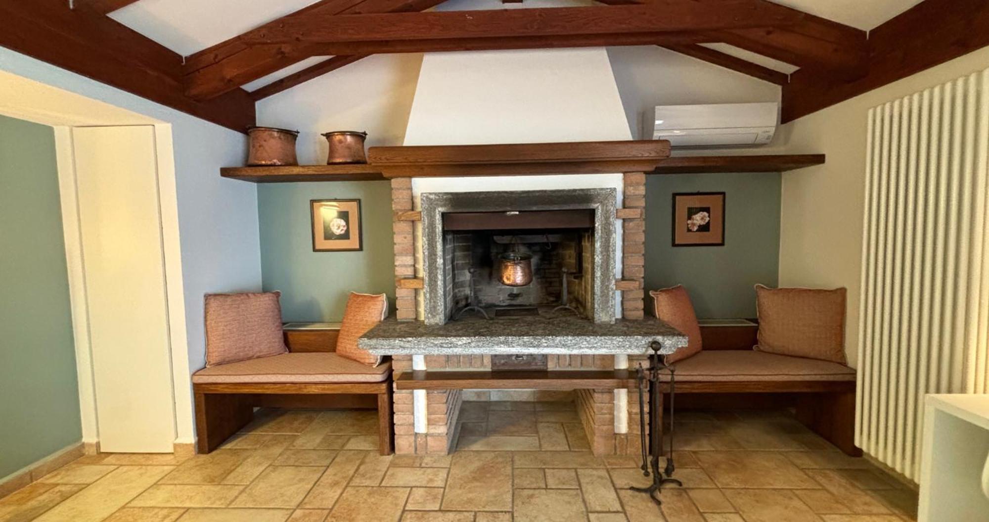 Bed and Breakfast Casa Ceruti Villa Guardia Zewnętrze zdjęcie