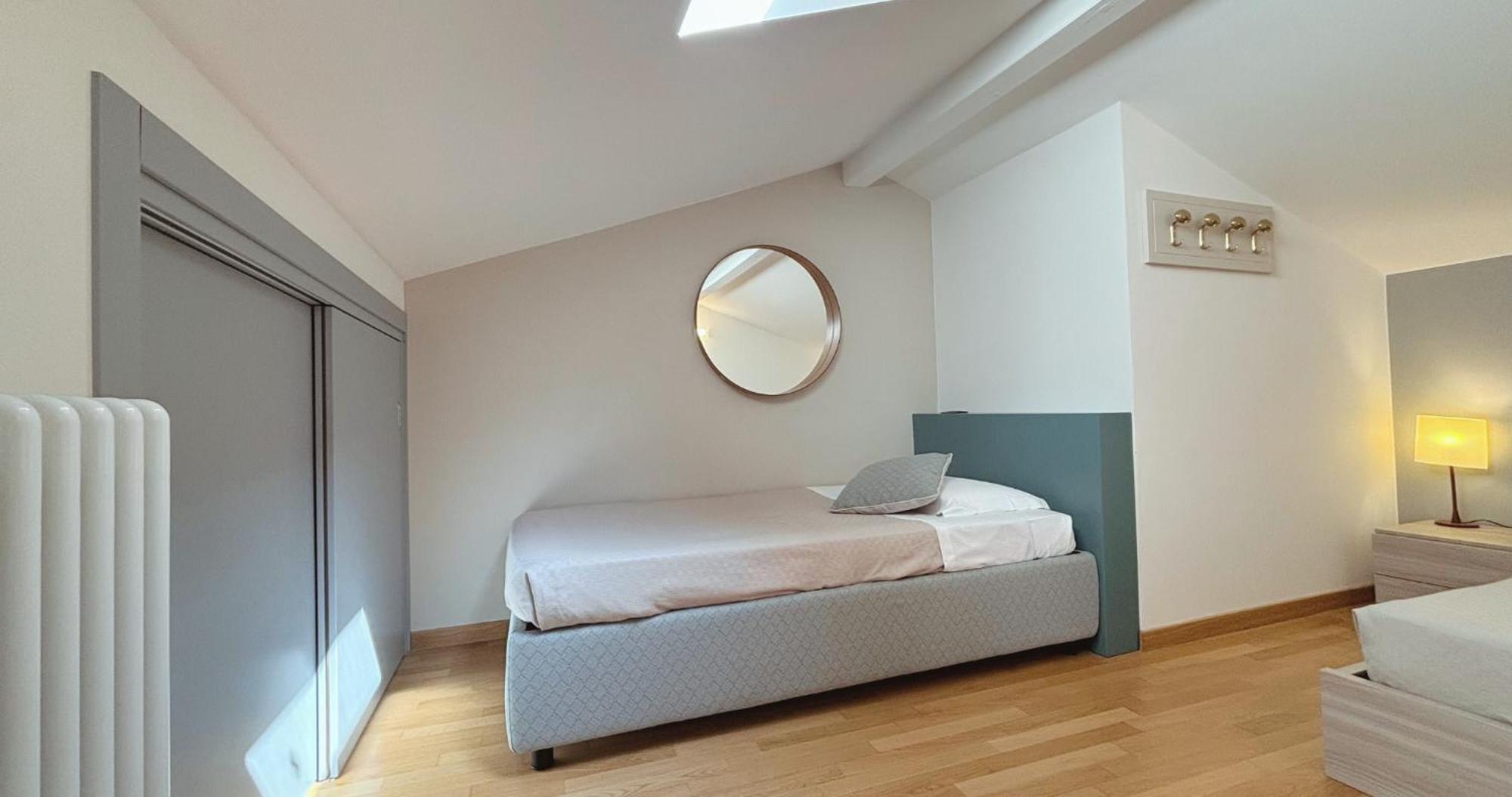Bed and Breakfast Casa Ceruti Villa Guardia Zewnętrze zdjęcie