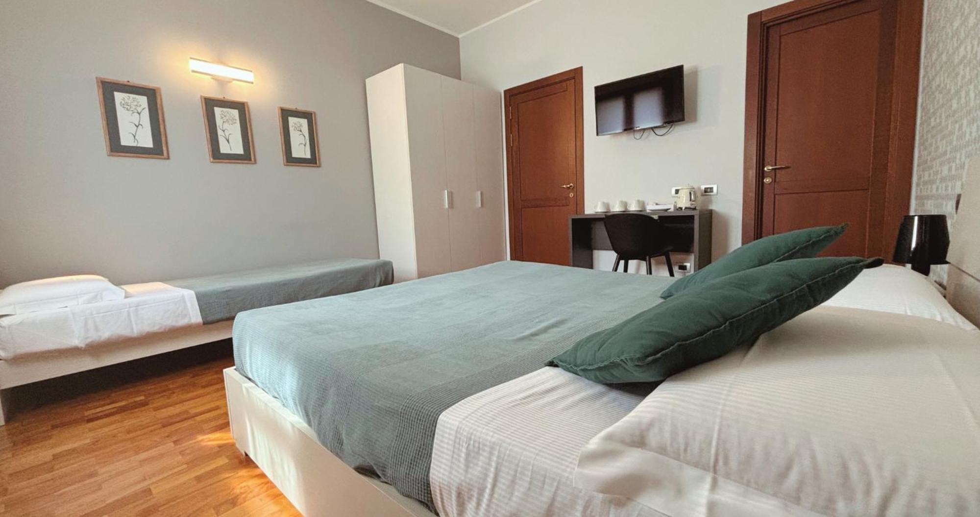 Bed and Breakfast Casa Ceruti Villa Guardia Zewnętrze zdjęcie